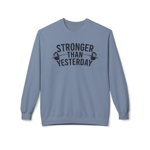 Motivational Sweatshirt – Stronger Than Yesterday